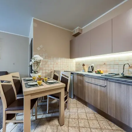 Ponik Przy Plazy Apartment *