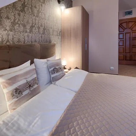 Ponik Przy Plazy Погожелица